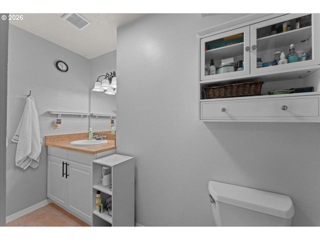 1963 Sw MYERS Pl, Gresham, OR 97080