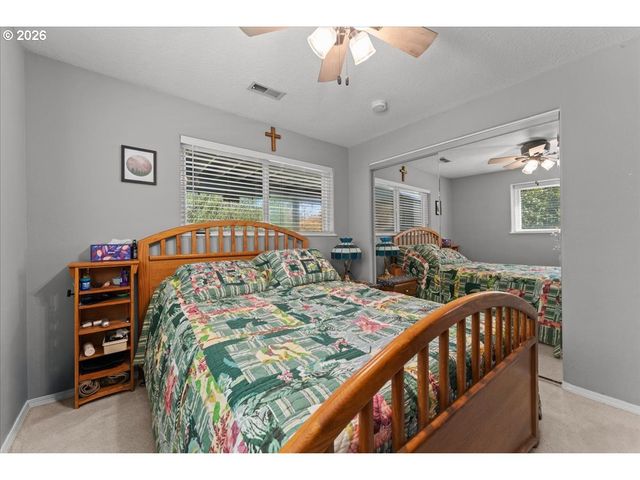 1963 Sw MYERS Pl, Gresham, OR 97080