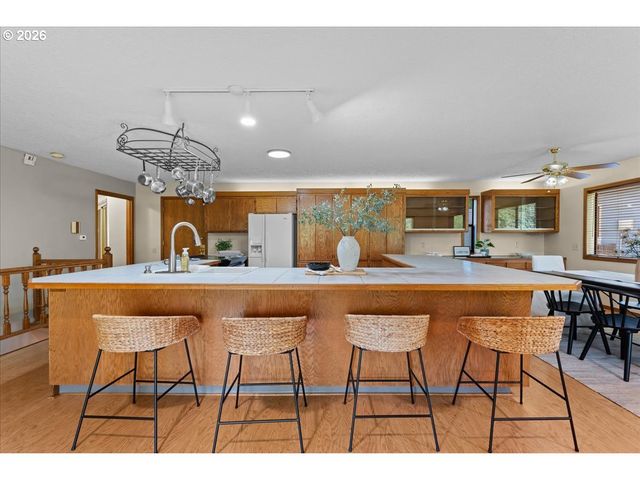 1963 Sw MYERS Pl, Gresham, OR 97080