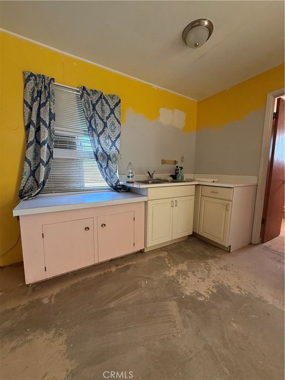 Image 8 of property listing at 86725 Misty Trl, 29 Palms, CA 92277