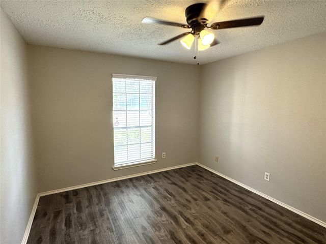 11915 Fallbrook Drive, Houston, TX 77065