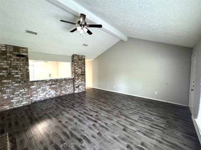 11915 Fallbrook Drive, Houston, TX 77065