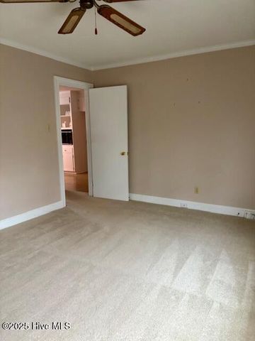 1729 Holly Ridge Road, Kinston, NC 28504