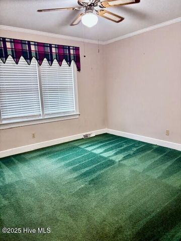 1729 Holly Ridge Road, Kinston, NC 28504