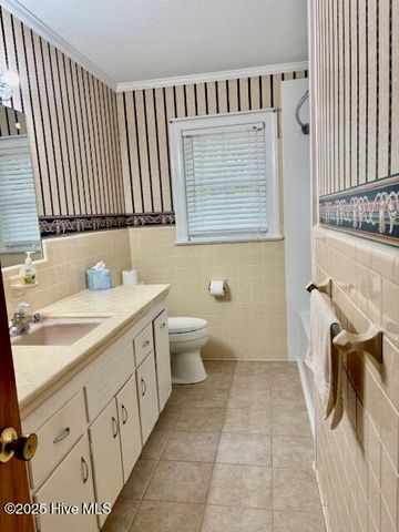 1729 Holly Ridge Road, Kinston, NC 28504