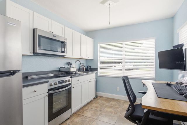 7327 WINCHESTER DRIVE, Tampa, FL 33615