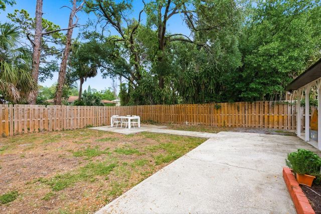 7327 WINCHESTER DRIVE, Tampa, FL 33615