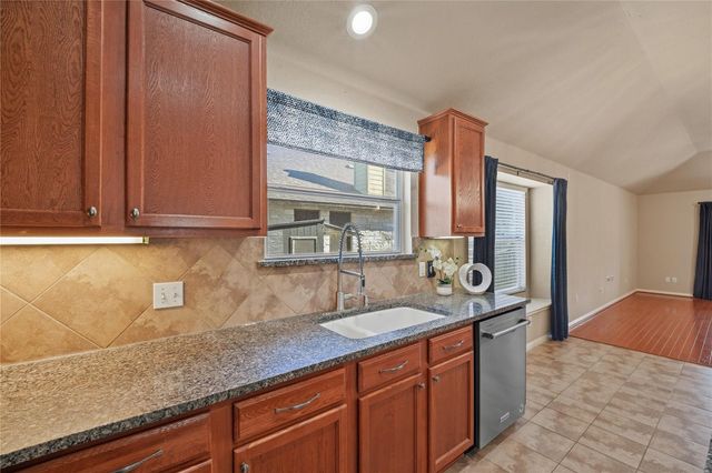 398 Westbury LN, Georgetown, TX 78633