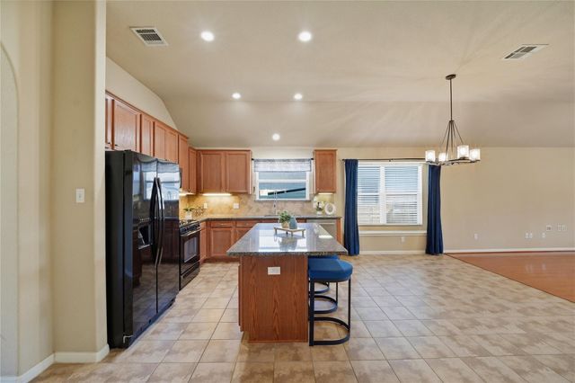 398 Westbury LN, Georgetown, TX 78633