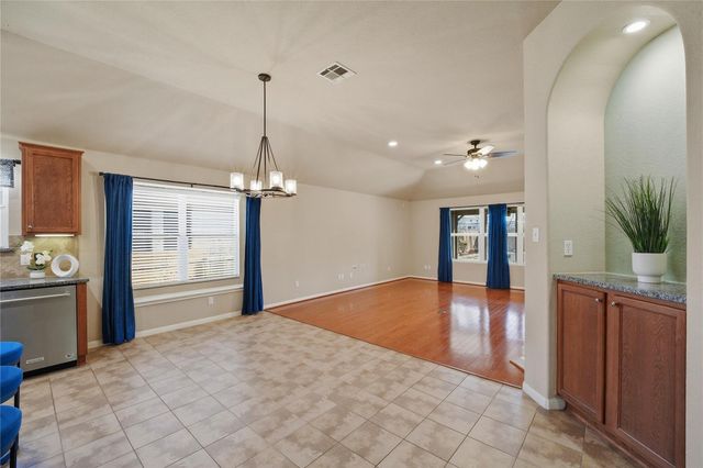 398 Westbury LN, Georgetown, TX 78633