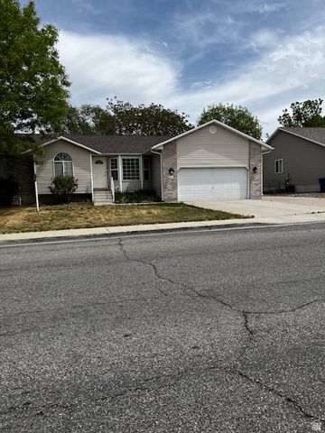 3475 S PARK VISTA DR, West Valley City, UT 84120