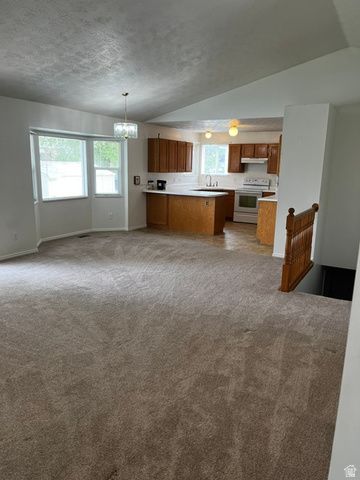 3475 S PARK VISTA DR, West Valley City, UT 84120