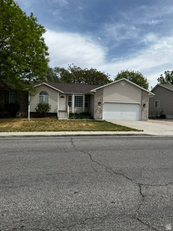3475 S PARK VISTA DR, West Valley City, UT 84120