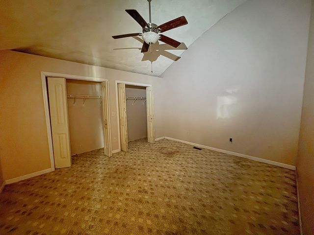 28 Alease Dr, Fayetteville, TN 37334