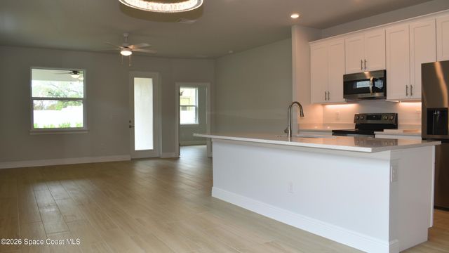 406 Grove Lane, Melbourne, FL 32901