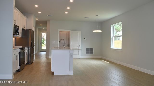 406 Grove Lane, Melbourne, FL 32901