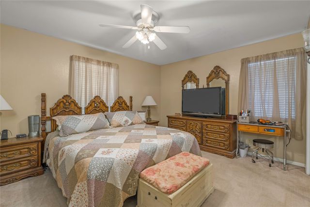 1027 Manor Place, Shreveport, LA 71118