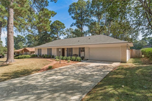 1027 Manor Place, Shreveport, LA 71118