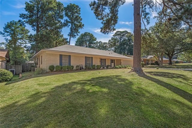 1027 Manor Place, Shreveport, LA 71118