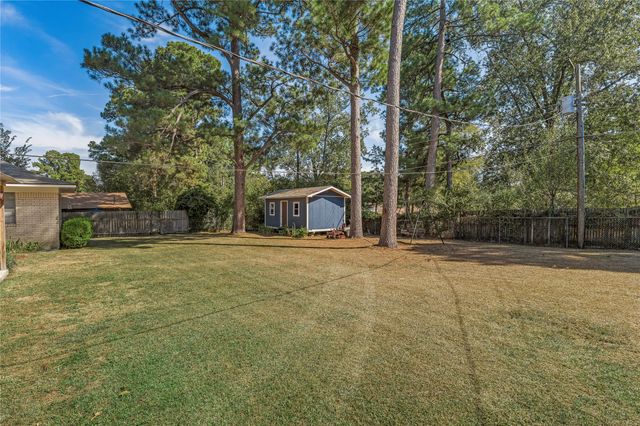 1027 Manor Place, Shreveport, LA 71118