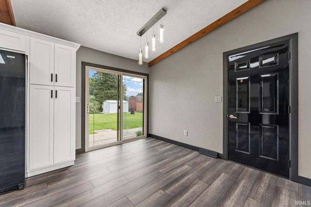 55944 Buckeye Road, Mishawaka, IN 46545
