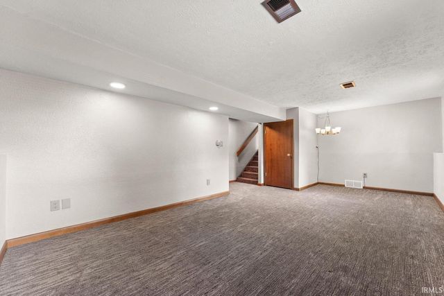 55944 Buckeye Road, Mishawaka, IN 46545