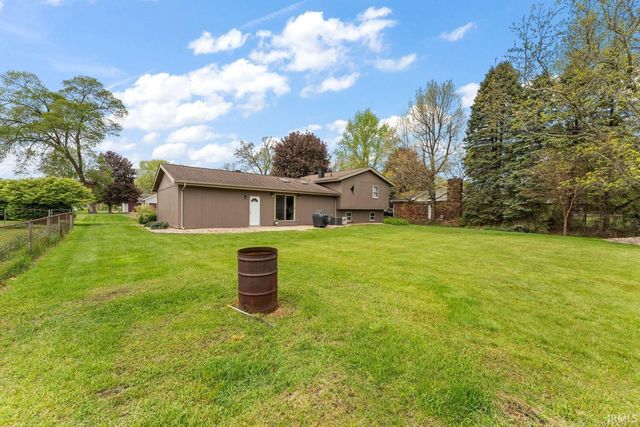 55944 Buckeye Road, Mishawaka, IN 46545