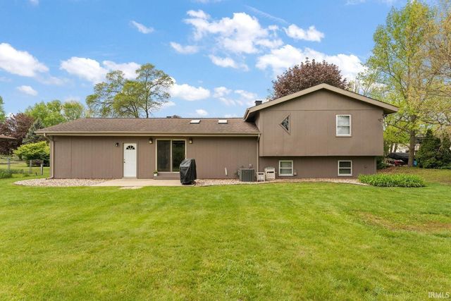 55944 Buckeye Road, Mishawaka, IN 46545