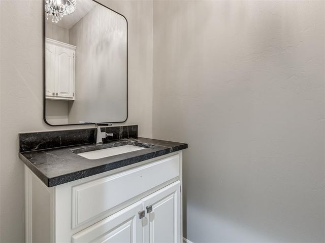 4200 NW 48th Avenue, Norman, OK 73072