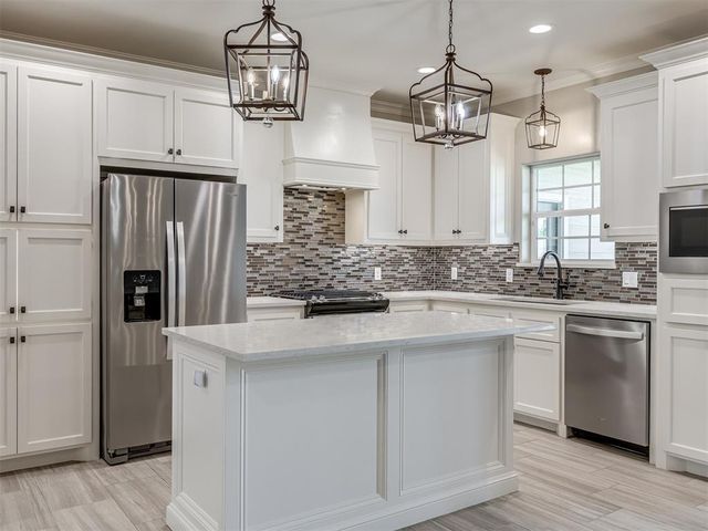 4200 NW 48th Avenue, Norman, OK 73072