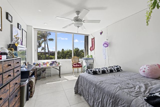 3589 S Ocean Boulevard 306, South Palm Beach, FL 33480