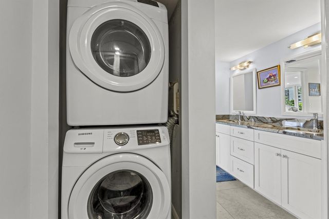 3589 S Ocean Boulevard 306, South Palm Beach, FL 33480