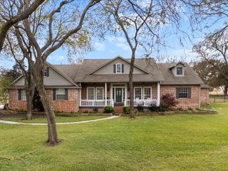 1705 Warwick Crescent Court, Denton, TX 76226