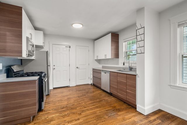 5-7 Fenno Street, Cambridge, MA 02138