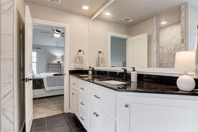 9220 NW 92nd Street, Yukon, OK 73099