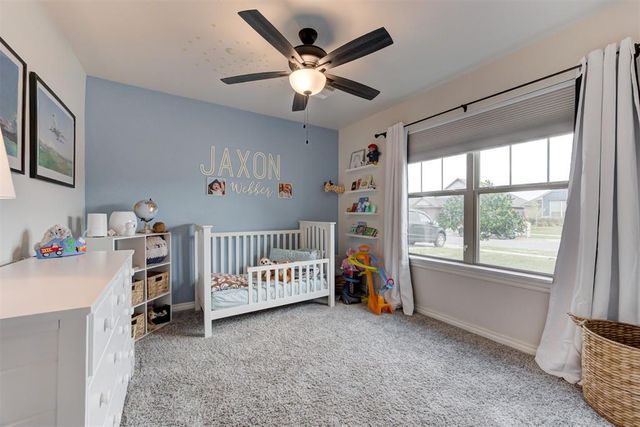 9220 NW 92nd Street, Yukon, OK 73099