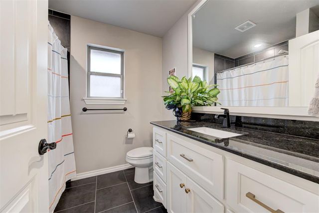 9220 NW 92nd Street, Yukon, OK 73099