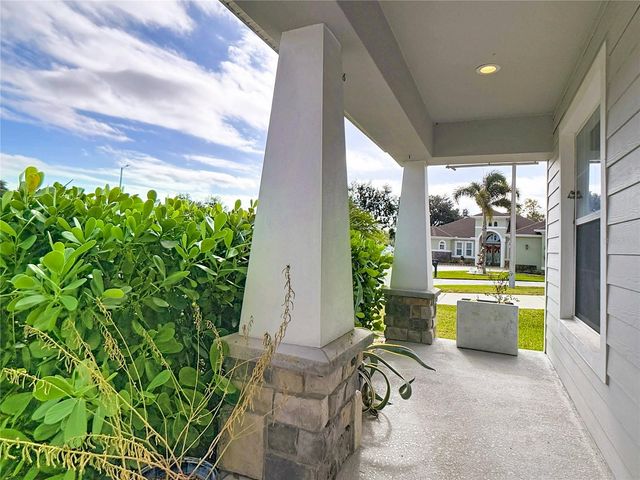 154 ELOISE OAKS DRIVE, Winter Haven, FL 33884