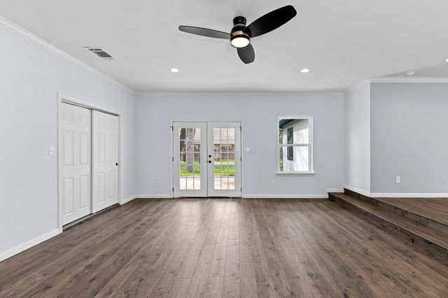 1307 Yorkshire DR, Austin, TX 78723