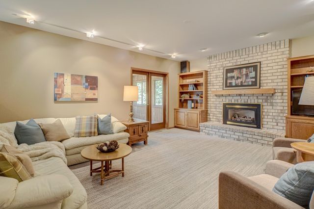 1501 Royal Lane, Arden Hills, MN 55112