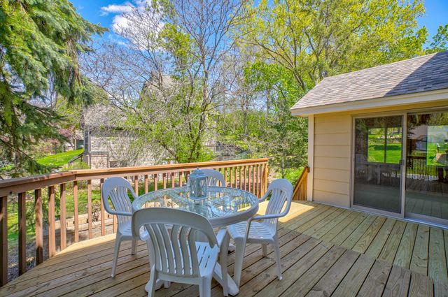 1501 Royal Lane, Arden Hills, MN 55112