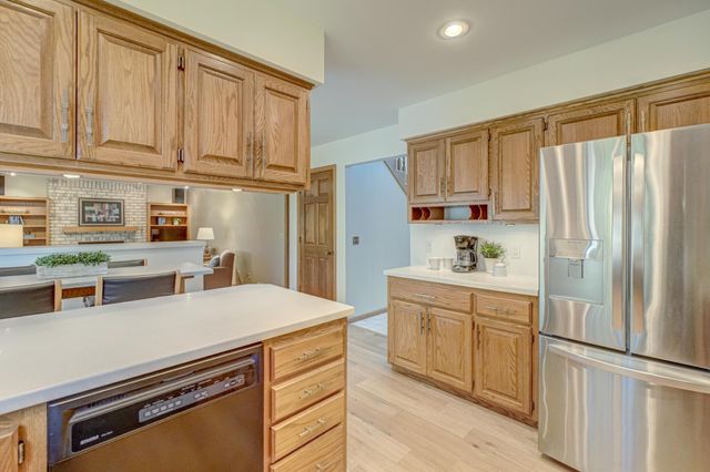 1501 Royal Lane, Arden Hills, MN 55112