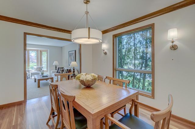 1501 Royal Lane, Arden Hills, MN 55112