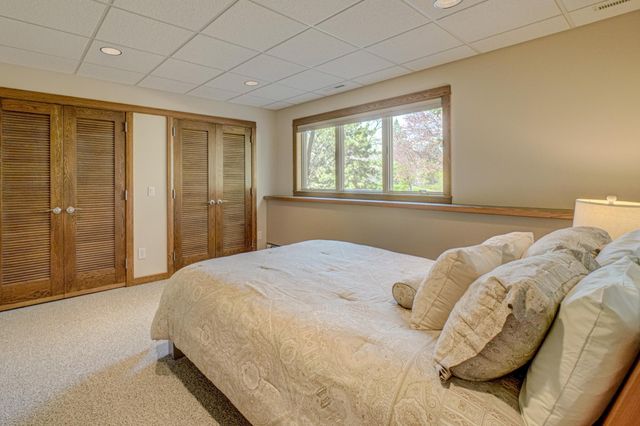 1501 Royal Lane, Arden Hills, MN 55112