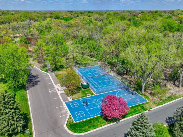 1501 Royal Lane, Arden Hills, MN 55112