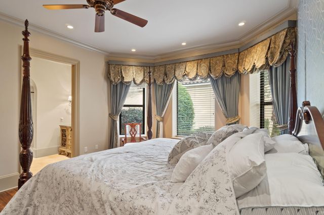 456 Captains Circle Circle, Destin, FL 32541