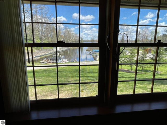 4874 Channel Drive, Lupton, MI 48635
