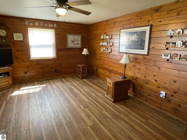 4874 Channel Drive, Lupton, MI 48635