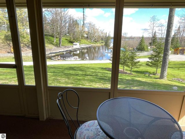 4874 Channel Drive, Lupton, MI 48635
