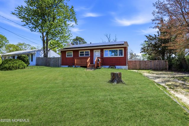 112 Dittmar Drive, Toms River, NJ 08757